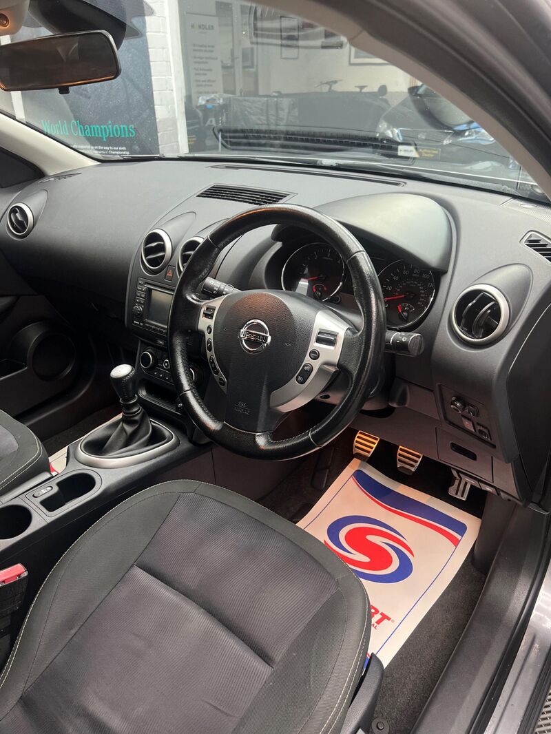 NISSAN QASHQAI