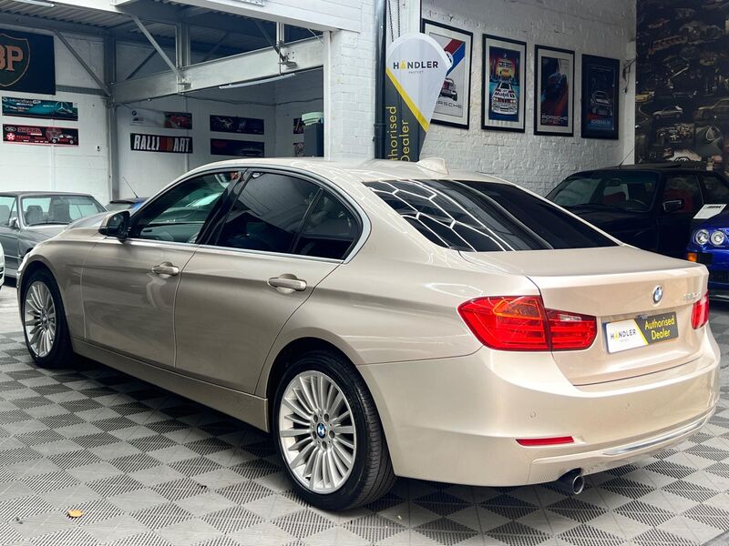 BMW 3 SERIES
