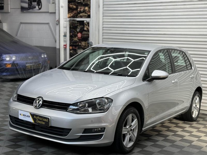 View VOLKSWAGEN GOLF 1.6 TDI BlueMotion Tech Match Euro 5 (s/s) 5dr