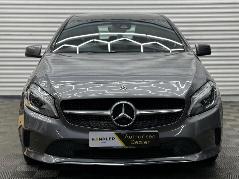 View MERCEDES-BENZ A CLASS 2.1 A200d Sport (Premium Plus) 7G-DCT Euro 6 (s/s) 5dr