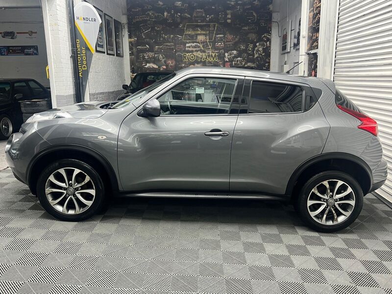 NISSAN JUKE