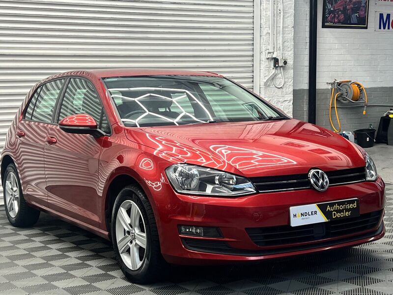 View VOLKSWAGEN GOLF 1.6 TDI BlueMotion Tech Match Euro 6 (s/s) 5dr