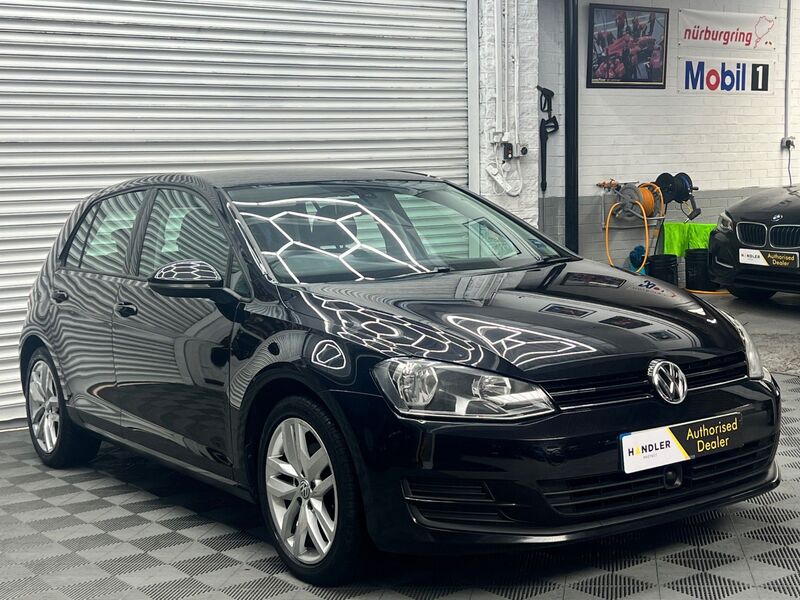 View VOLKSWAGEN GOLF 1.6 TDI BlueMotion Tech SE DSG Euro 5 (s/s) 5dr