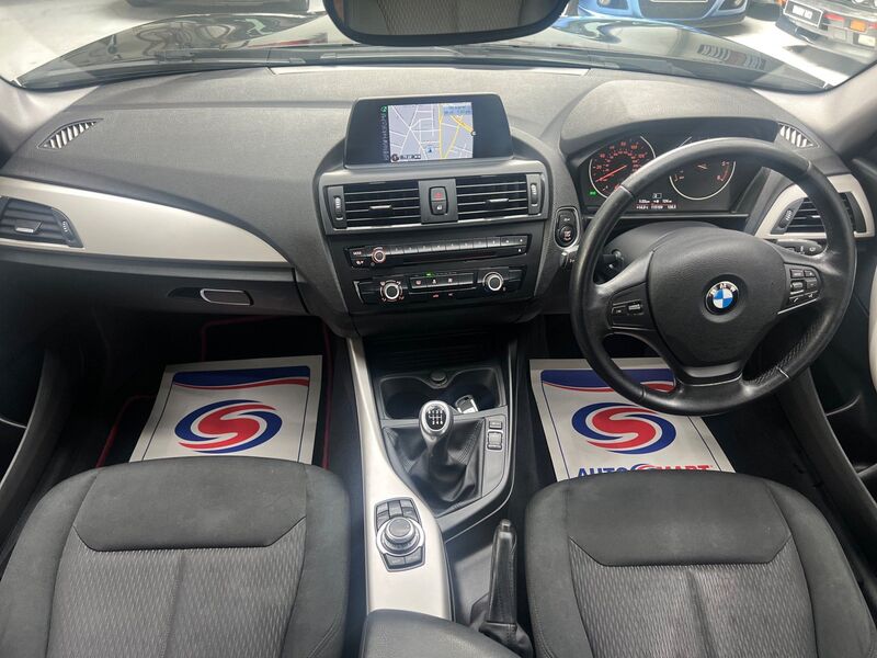 BMW 1 SERIES