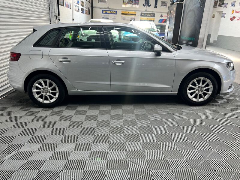 AUDI A3